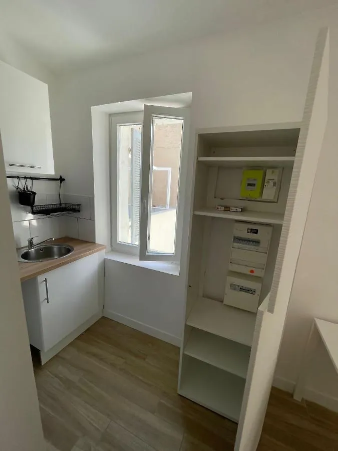 Joli Appartement Plein Sud 15Mn Des Plages Et Wifi Gratuit 마르세유